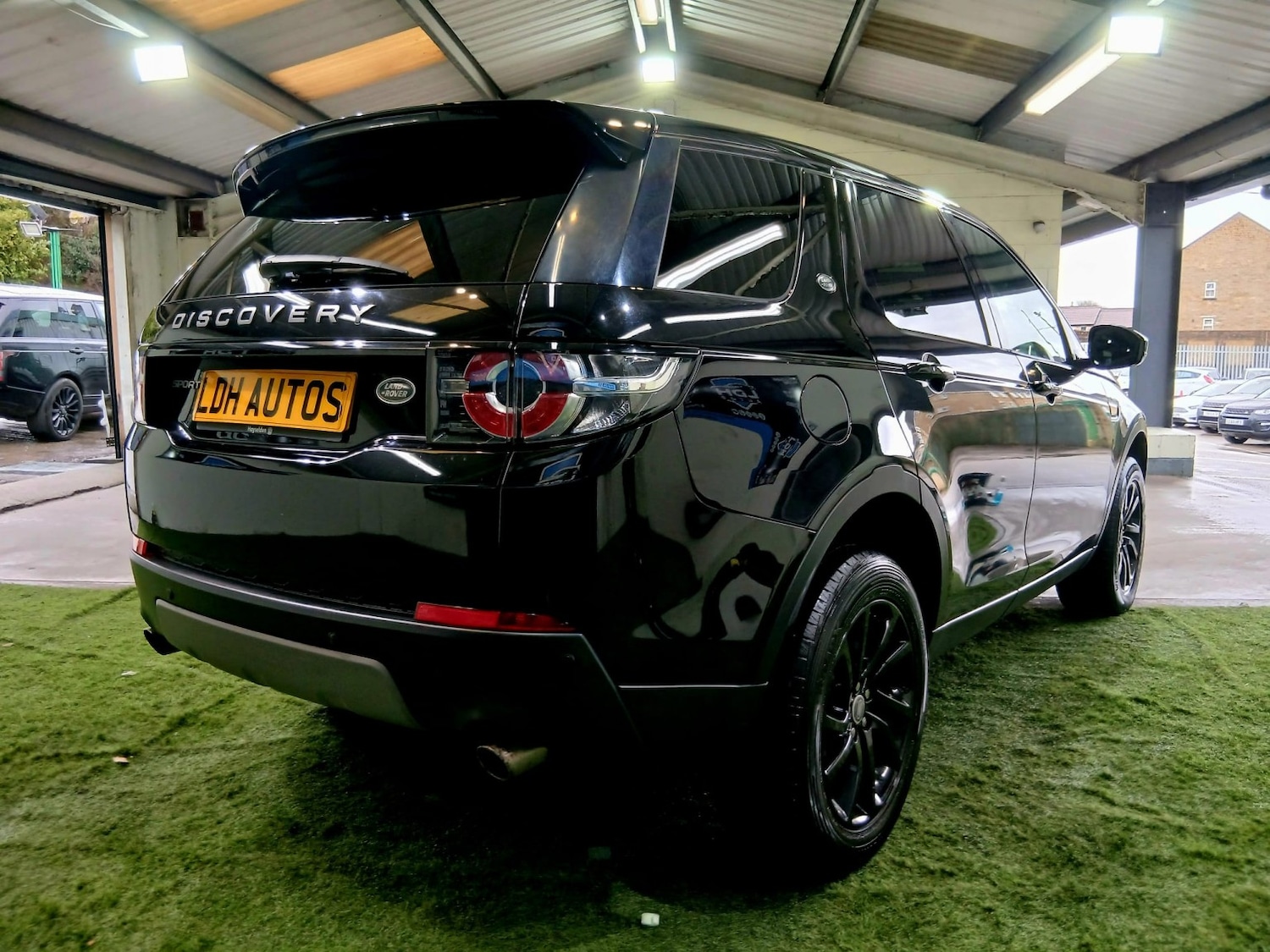 Used Land Rover Discovery Sport 2018 for sale - 77675724: Photo 5