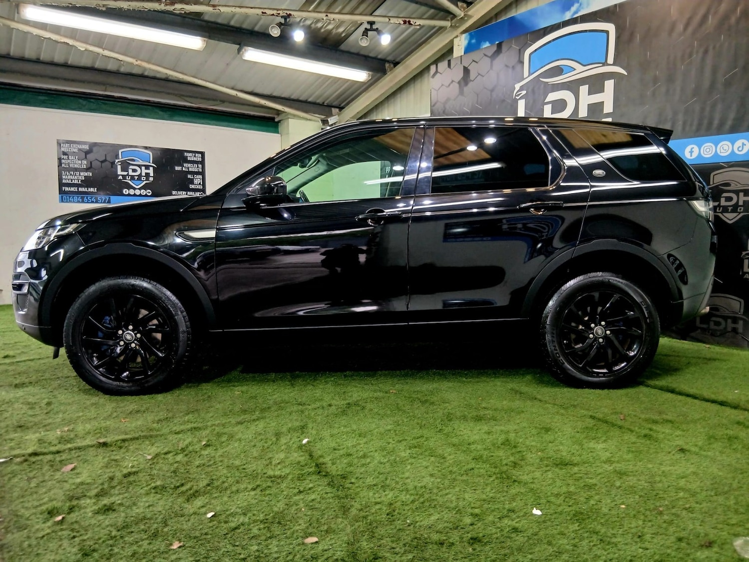 Used Land Rover Discovery Sport 2018 for sale - 77675724: Photo 8