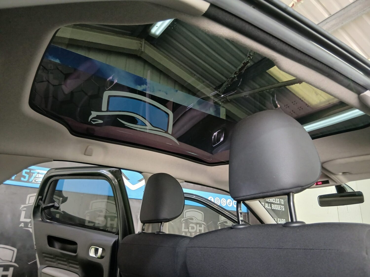 Used Citroen C4 Cactus 2016 for sale - 78038956: Photo 15