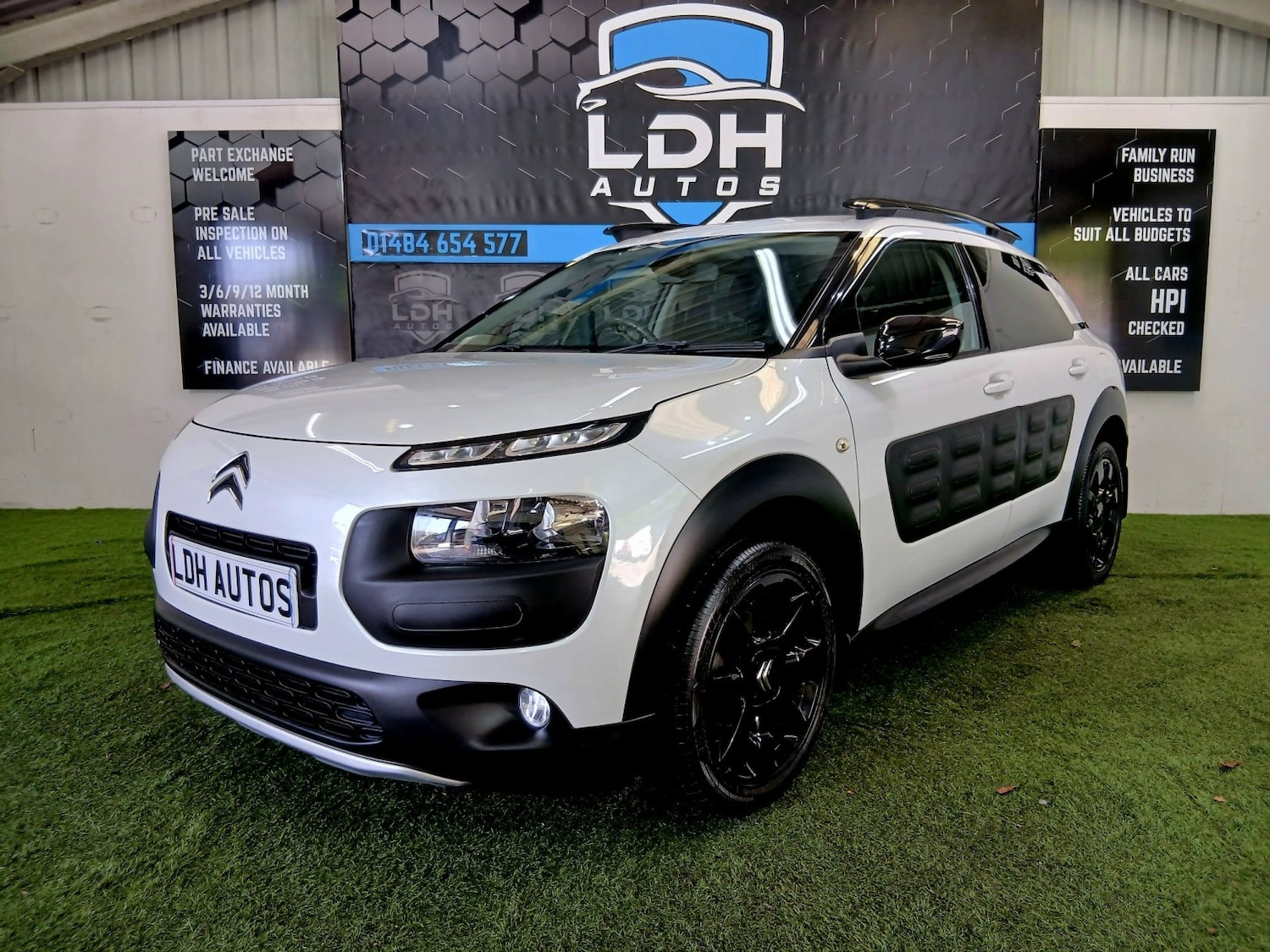 306 Used Citroen C4 Cactus cars for sale | Cazoo