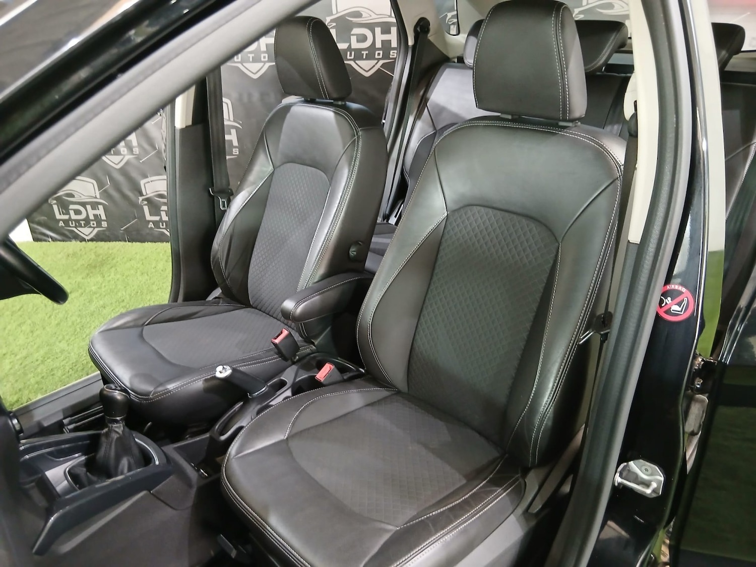 Used Ford Ecosport 2015 for sale - 77881124: Photo 11