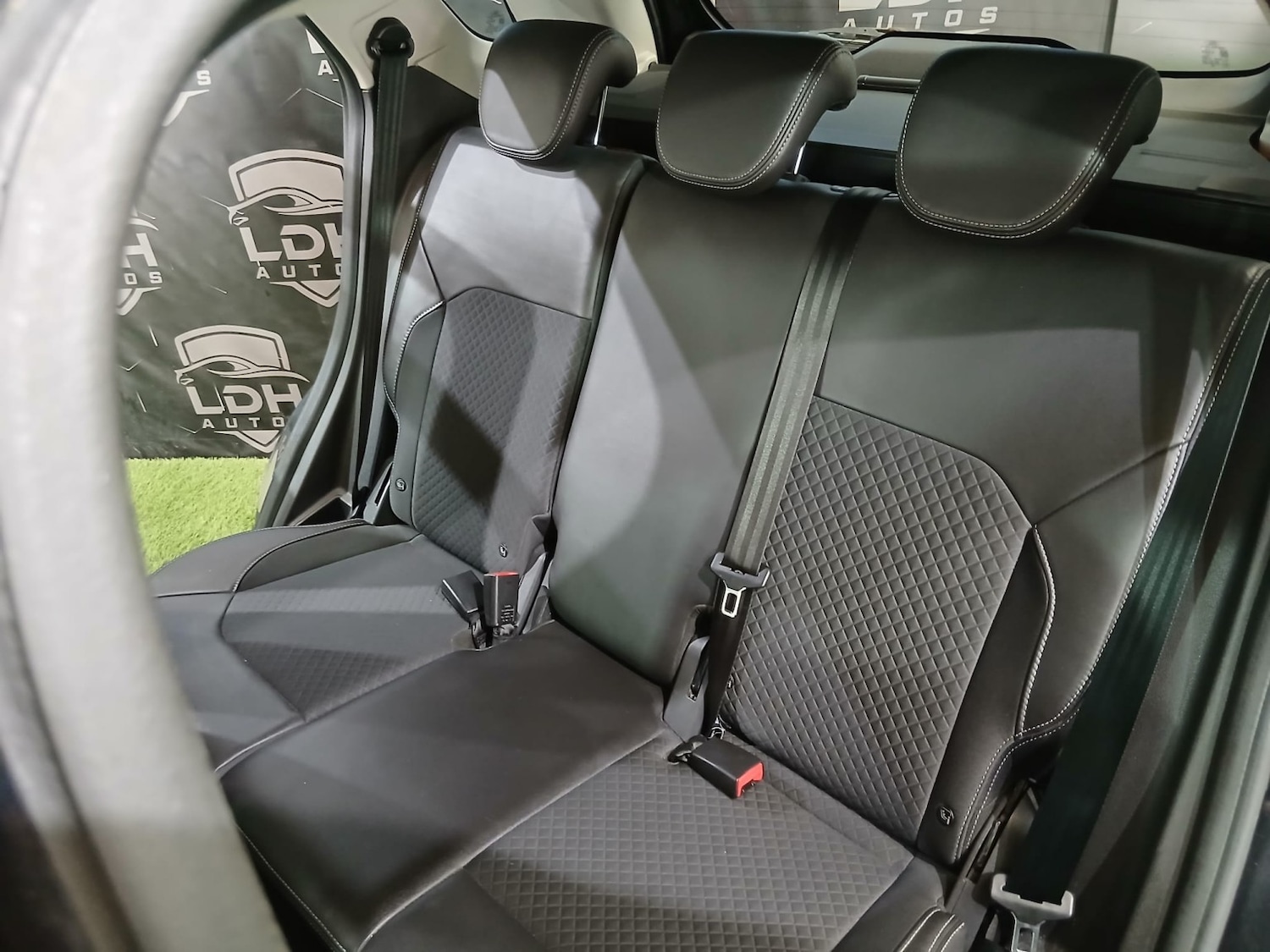 Used Ford Ecosport 2015 for sale - 77881124: Photo 18