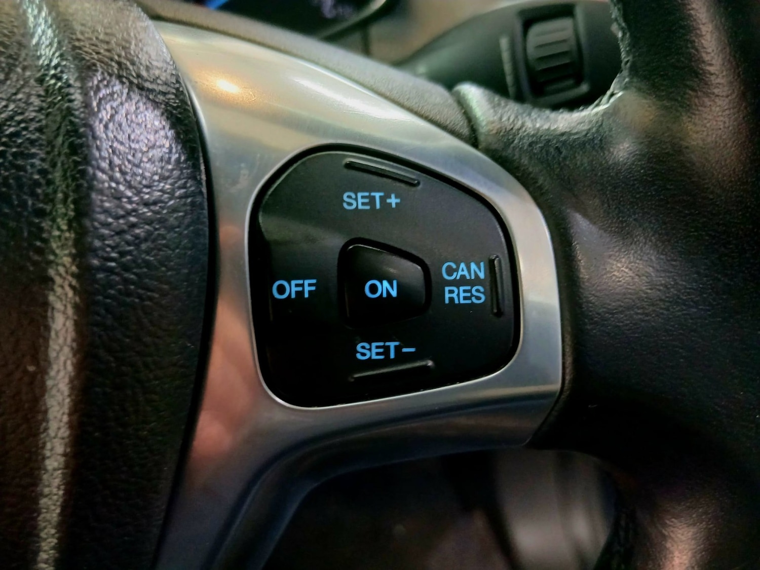 Used Ford Ecosport 2015 for sale - 77881124: Photo 25