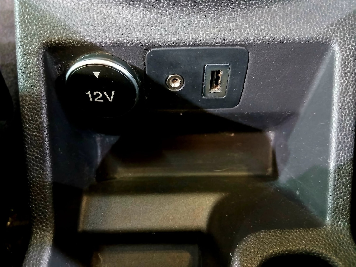 Used Ford Ecosport 2015 for sale - 77881124: Photo 27