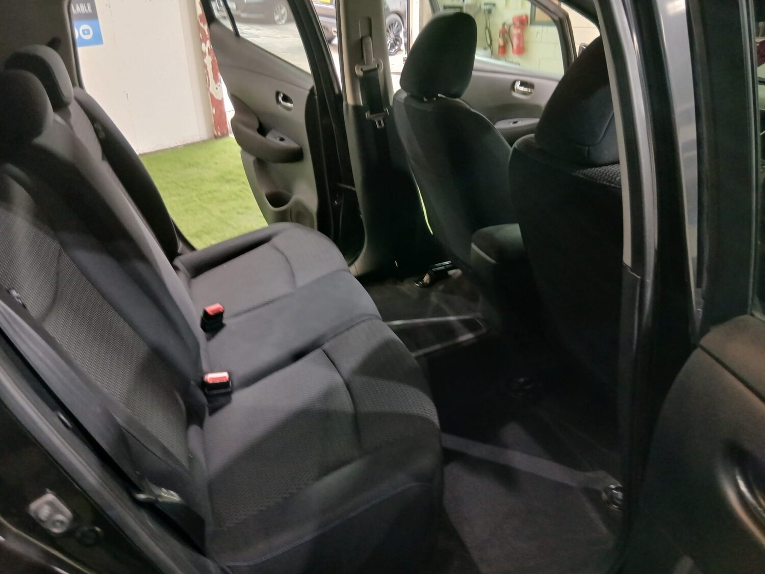 Used Nissan Leaf 2014 for sale - 77844956: Photo 15