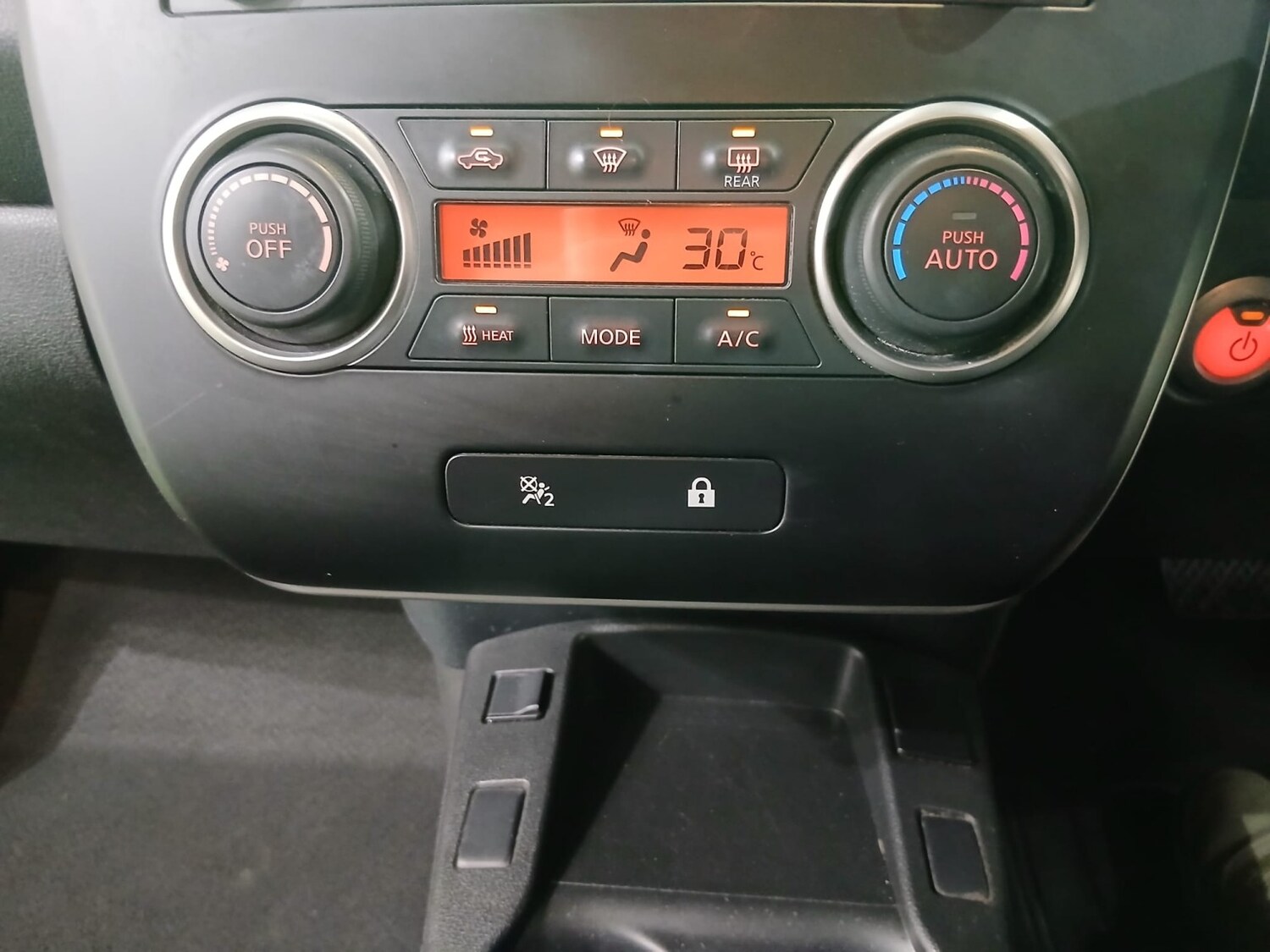 Used Nissan Leaf 2014 for sale - 77844956: Photo 28