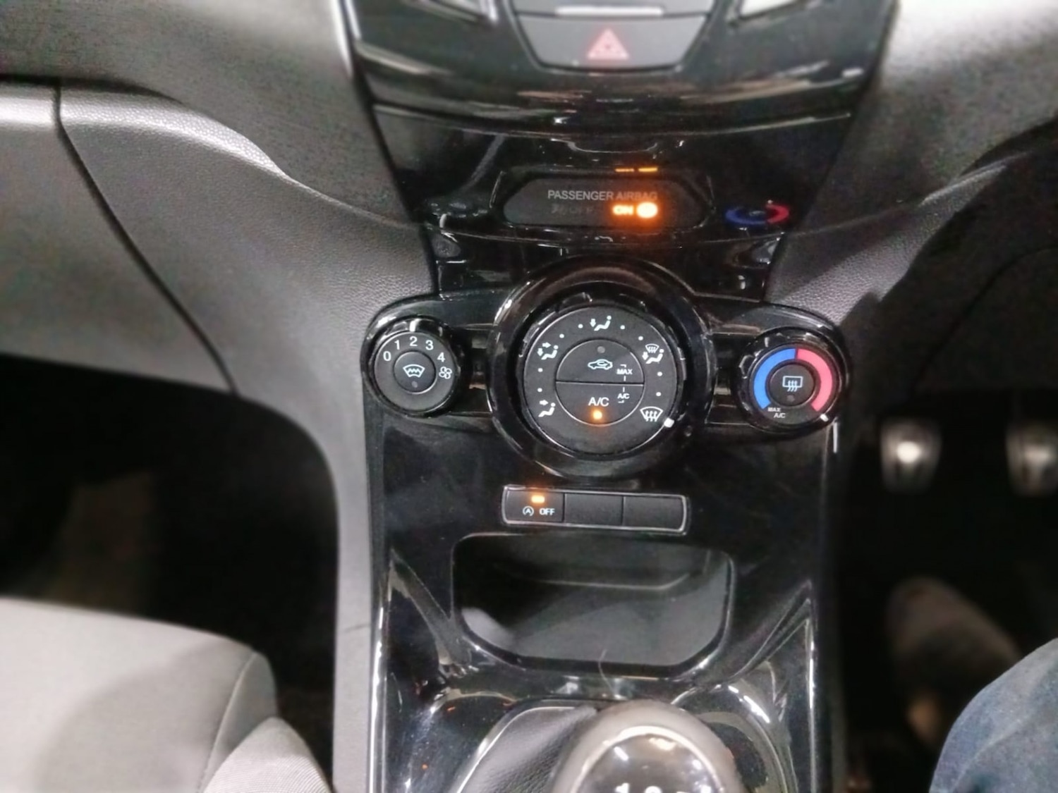 Used Ford Fiesta 2015 for sale - 77282736: Photo 16