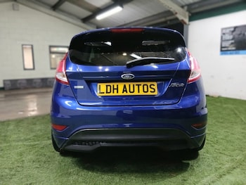 Used Ford Fiesta 2015 for sale - 77282736: Photo