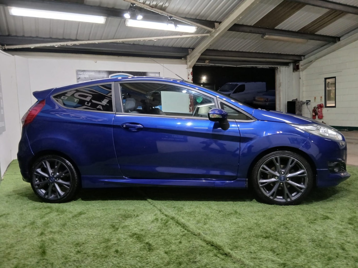 Used Ford Fiesta 2015 for sale - 77282736: Photo 6