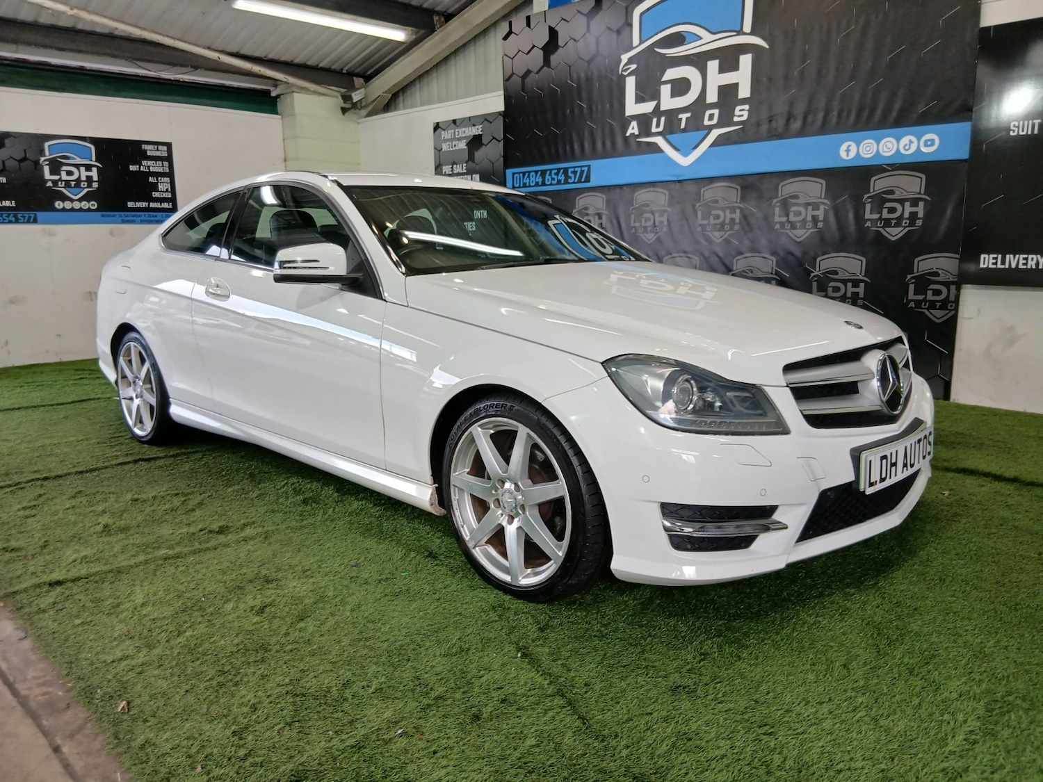 Used Mercedes-Benz C Class 2013 for sale - 78218010: Photo 3