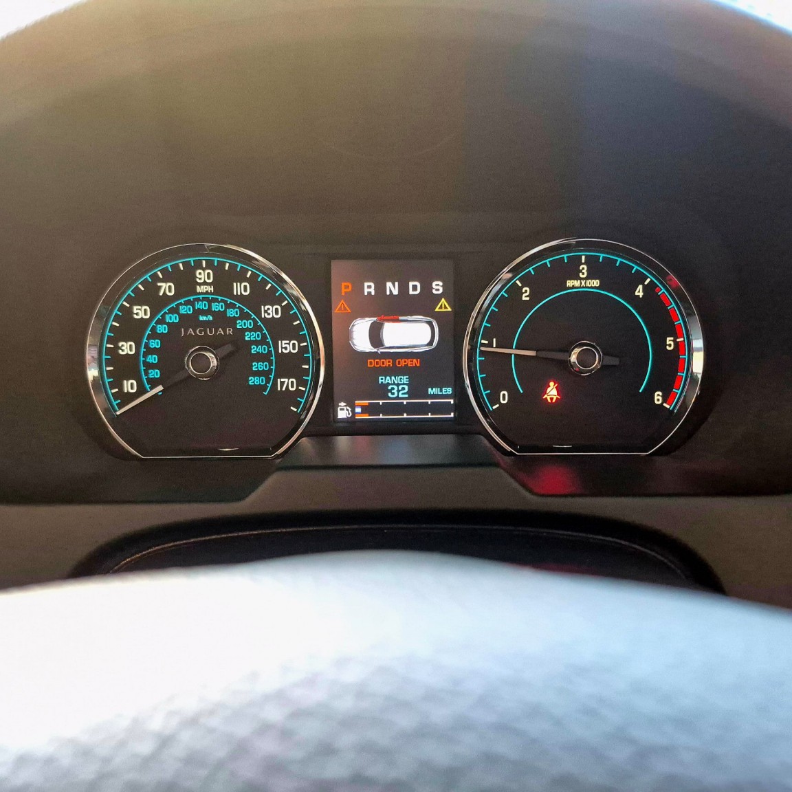 Used Jaguar XF 2013 for sale - 76643417: Photo 12