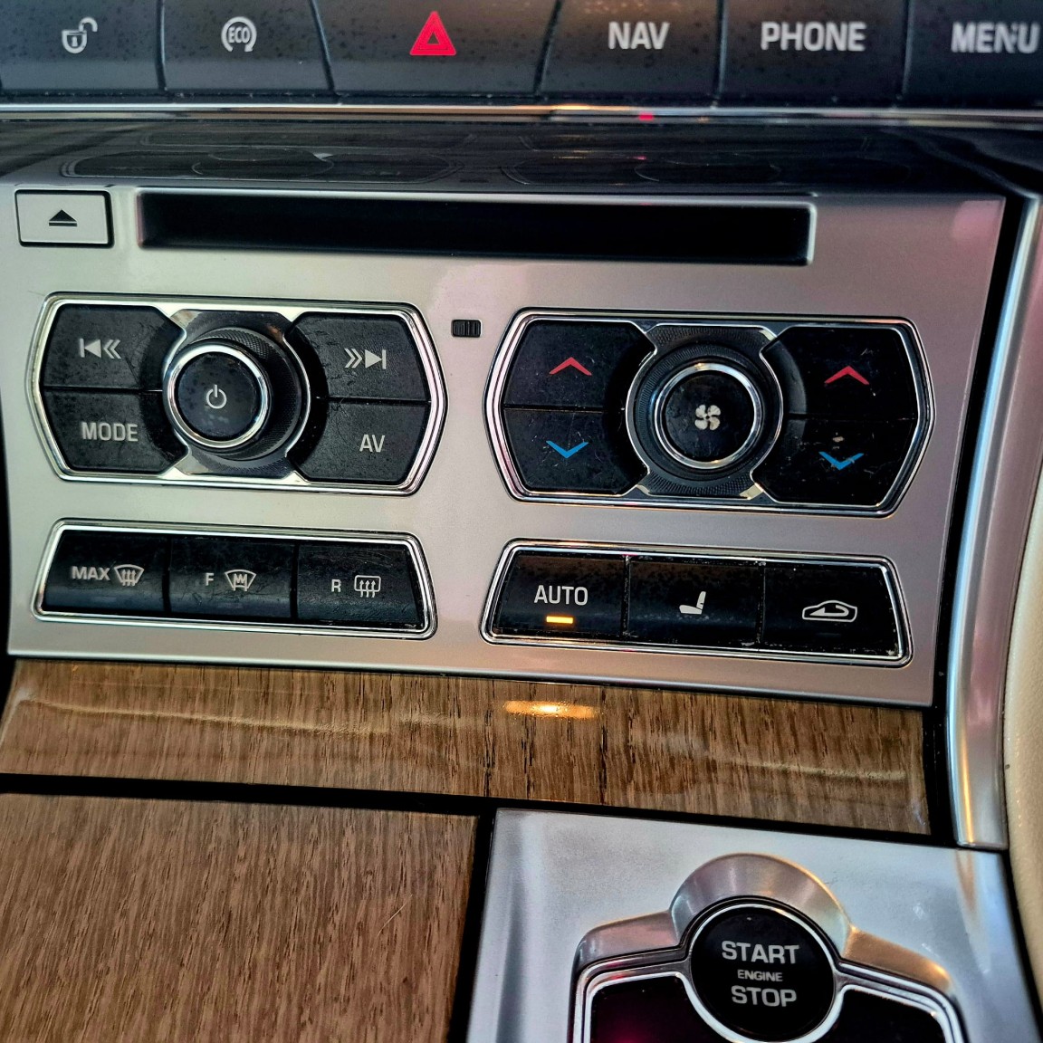 Used Jaguar XF 2013 for sale - 76643417: Photo 15