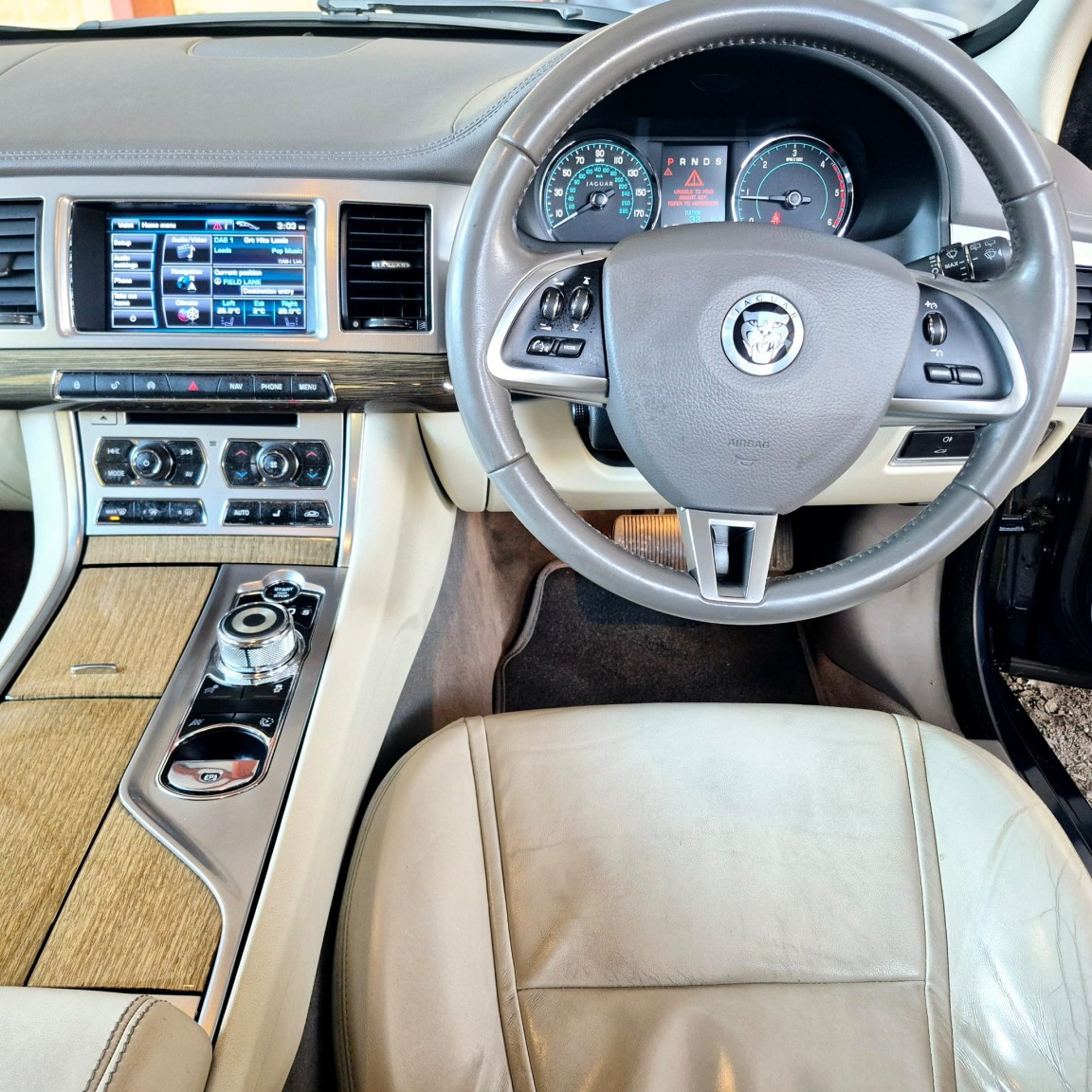 Used Jaguar XF 2013 for sale - 76643417: Photo 6