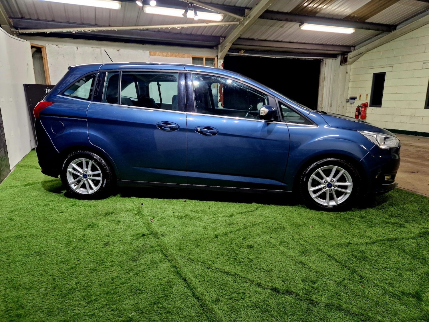 Used Ford Grand C-Max 2019 for sale - 77148194: Photo 6