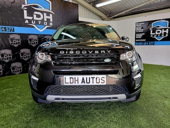 Used Land Rover Discovery Sport 2017 for sale - 77931267: Photo
