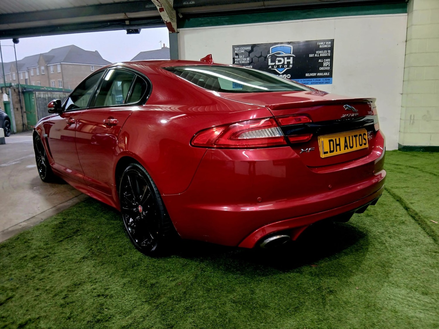 Used Jaguar XF 2014 for sale - 77453367: Photo 3