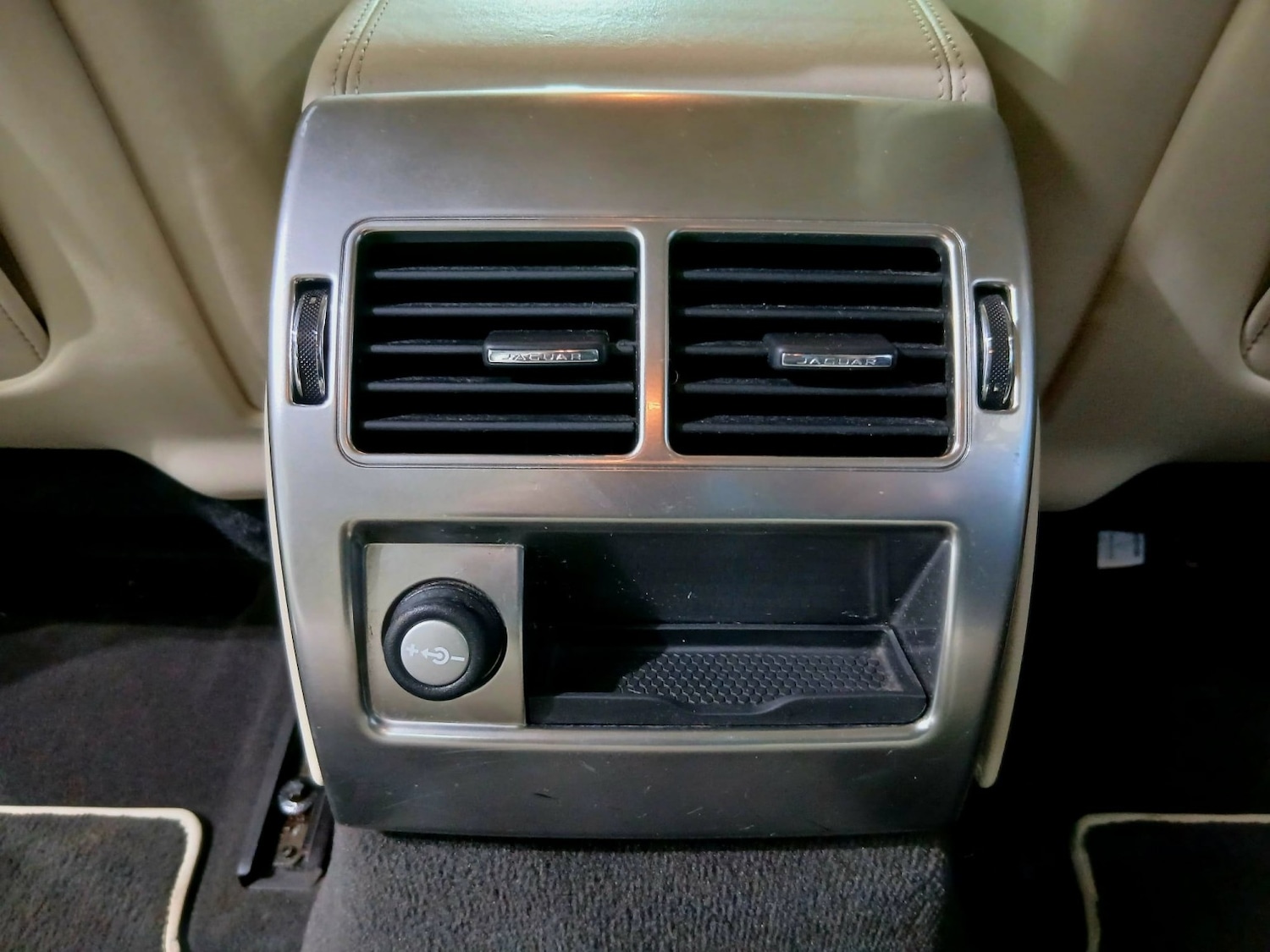 Used Jaguar XF 2014 for sale - 77453367: Photo 33