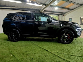 Used Land Rover Discovery Sport 2015 for sale - 77528301: Photo