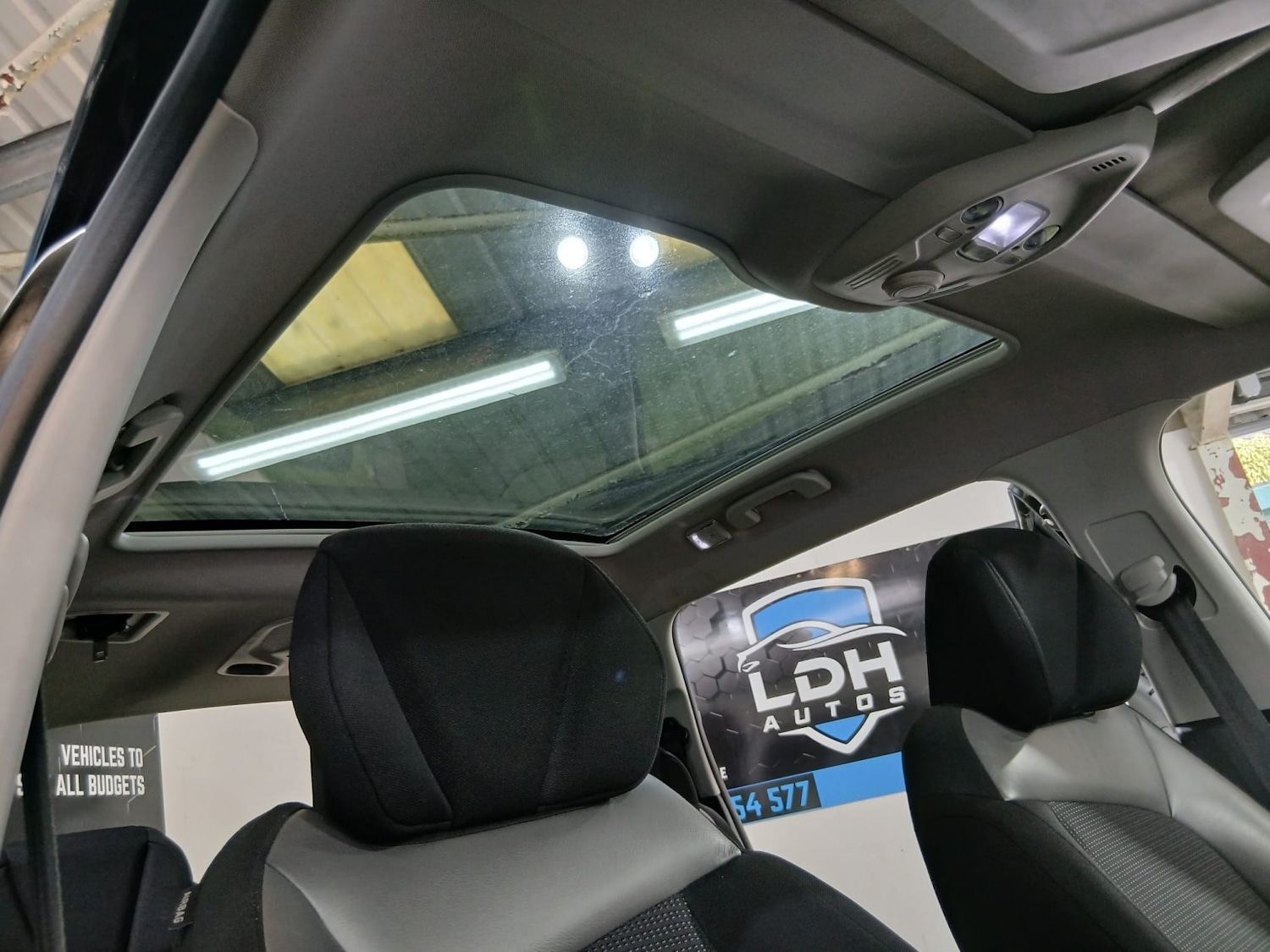 Used Citroen Grand C4 Picasso 2014 for sale - 77675671: Photo 24