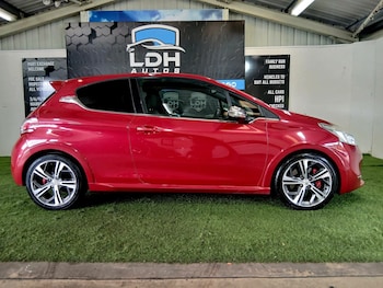 Used Peugeot 208 2014 for sale - 78950236: Photo
