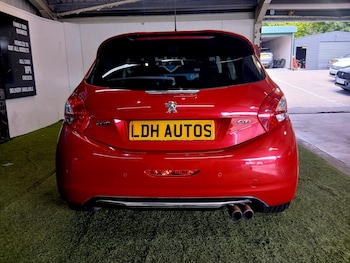 Used Peugeot 208 2014 for sale - 78950236: Photo