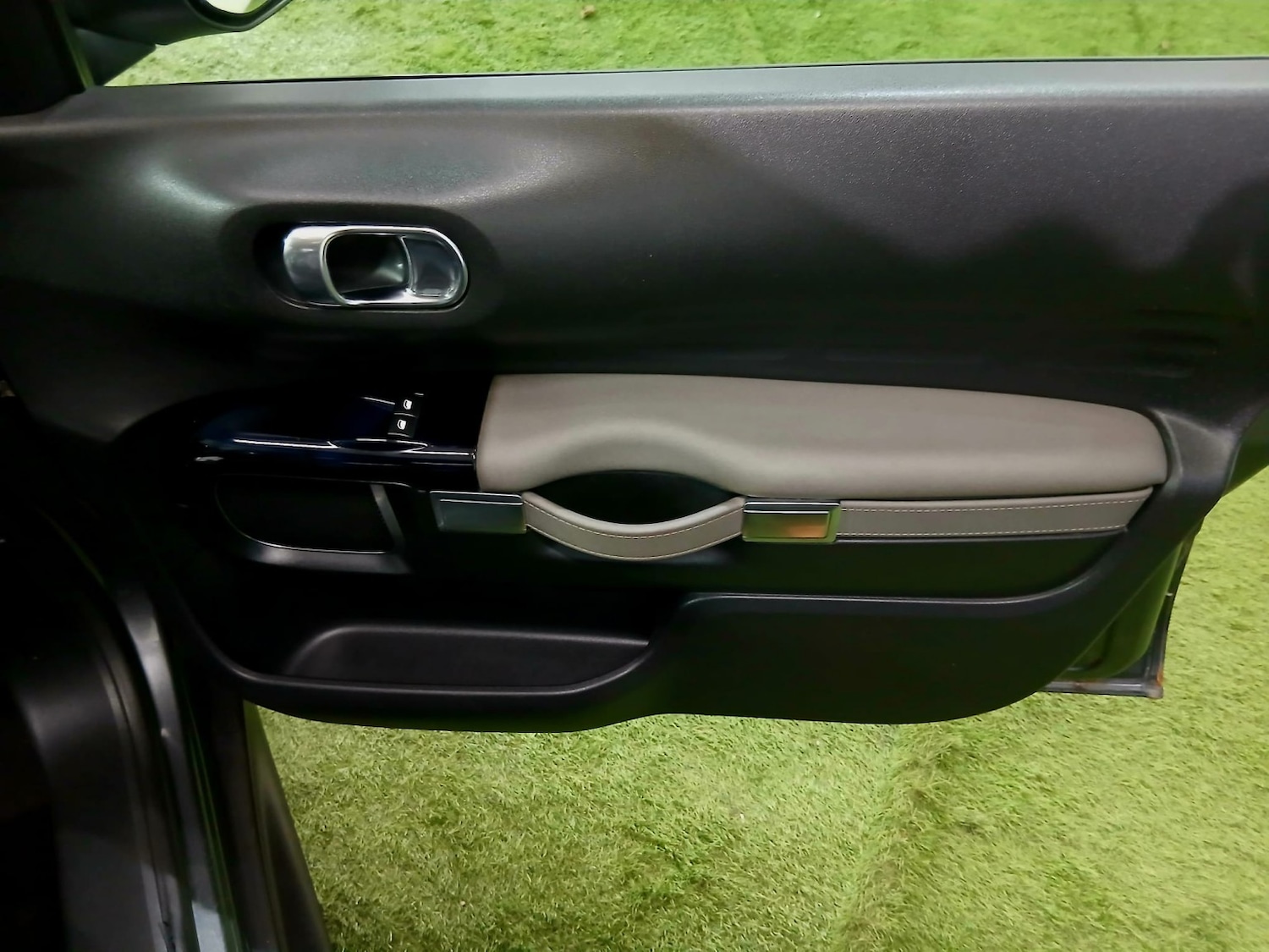 Used Citroen C4 Cactus 2016 for sale - 77595430: Photo 21