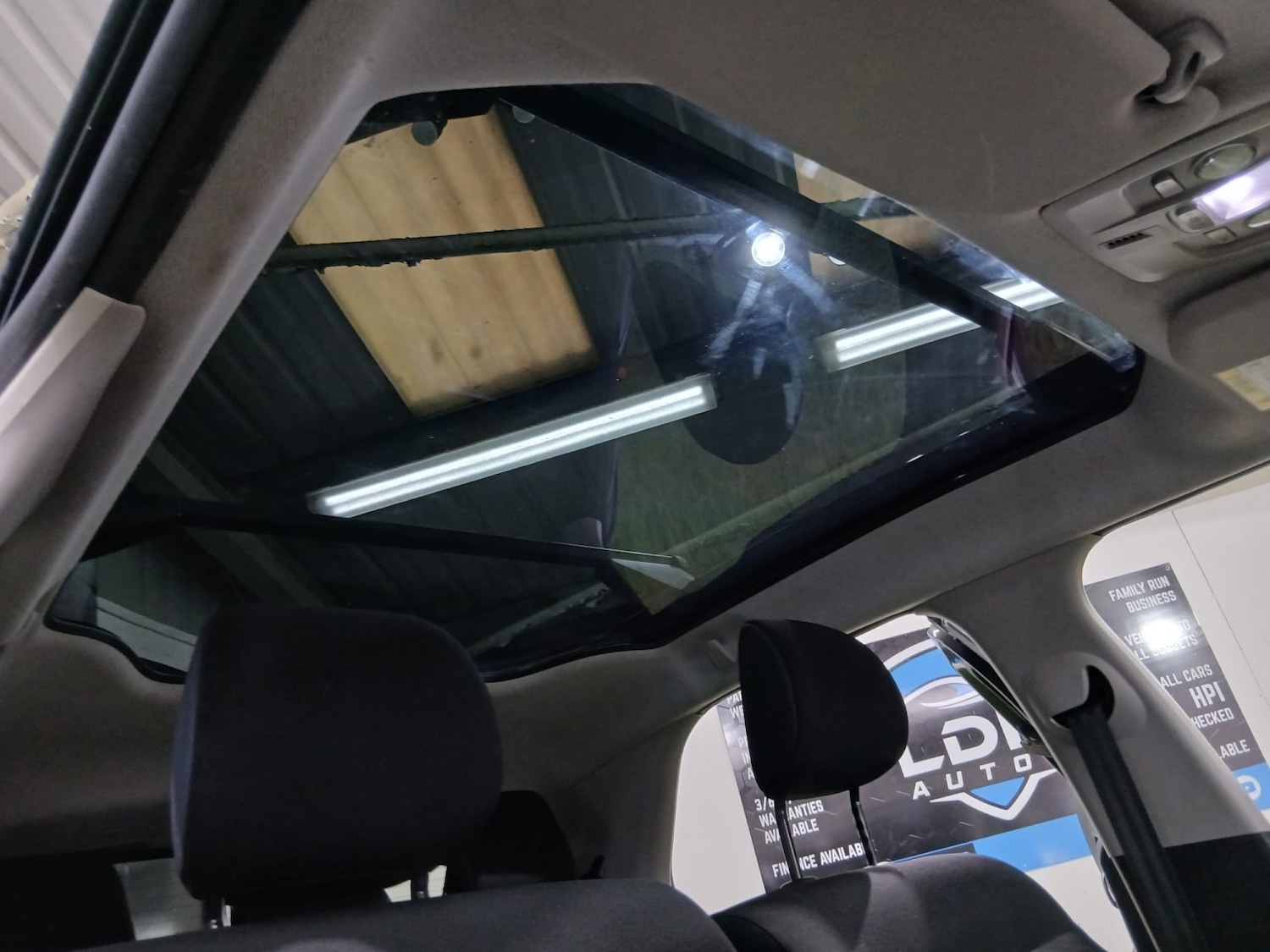 Used Citroen C4 Cactus 2016 for sale - 77595430: Photo 23