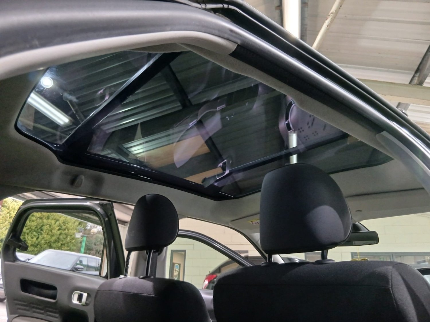 Used Citroen C4 Cactus 2016 for sale - 77595430: Photo 24