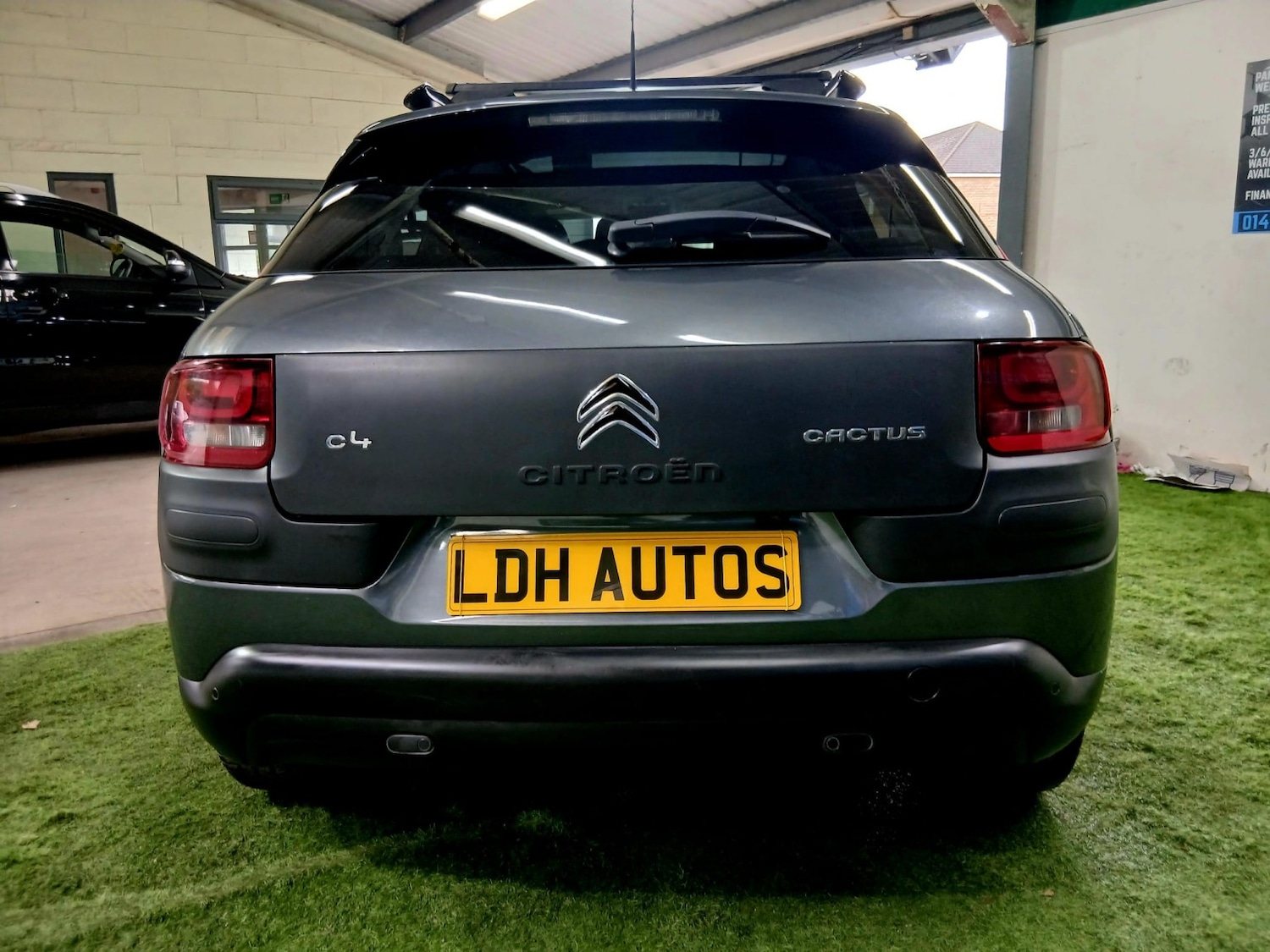 Used Citroen C4 Cactus 2016 for sale - 77595430: Photo 6