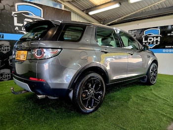 Used Land Rover Discovery Sport 2016 for sale - 78366384: Photo