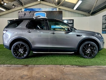 Used Land Rover Discovery Sport 2018 for sale - 78833541: Photo