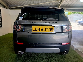 Used Land Rover Discovery Sport 2018 for sale - 78833541: Photo
