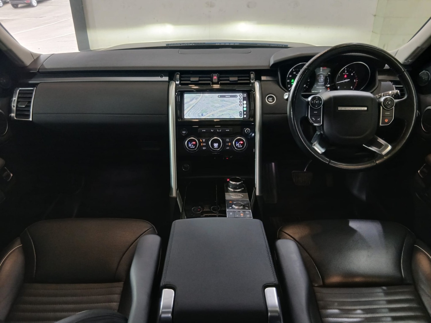 Used Land Rover Discovery 2017 for sale - 78004622: Photo 19