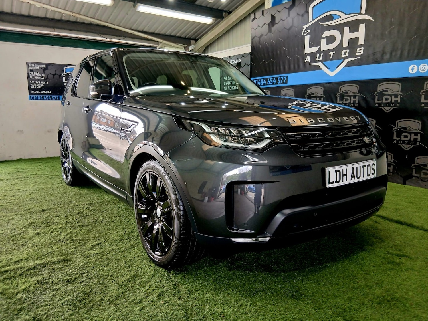 Used Land Rover Discovery 2017 for sale - 78004622: Photo 3