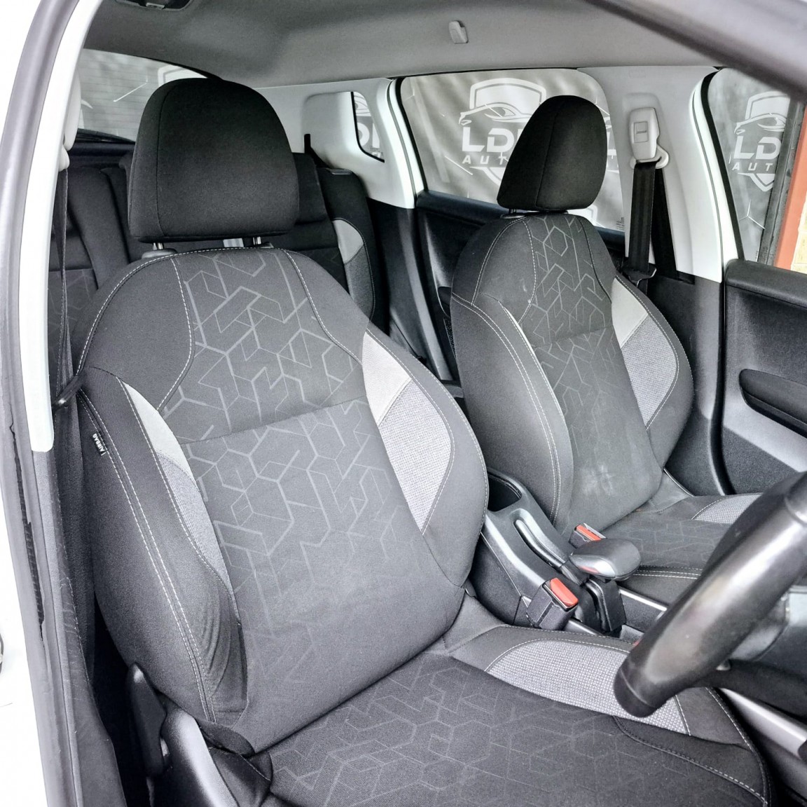 Used Peugeot 2008 2017 for sale - 76821645: Photo 10