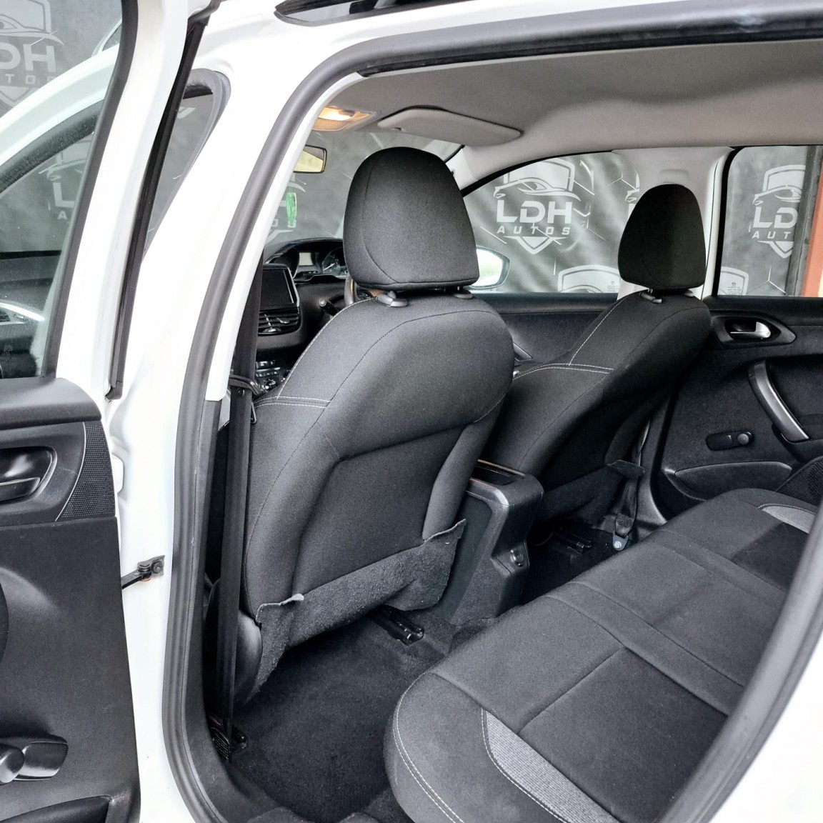 Used Peugeot 2008 2017 for sale - 76821645: Photo 16