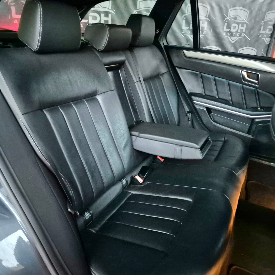 Used Mercedes-Benz E Class 2015 for sale - 76855421: Photo 21