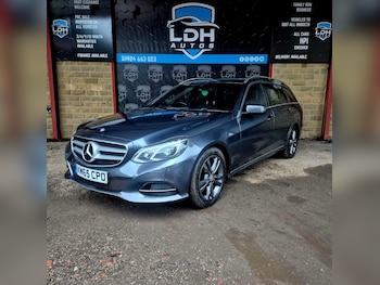 Used Mercedes-Benz E Class 2015 for sale - 76855421: Photo
