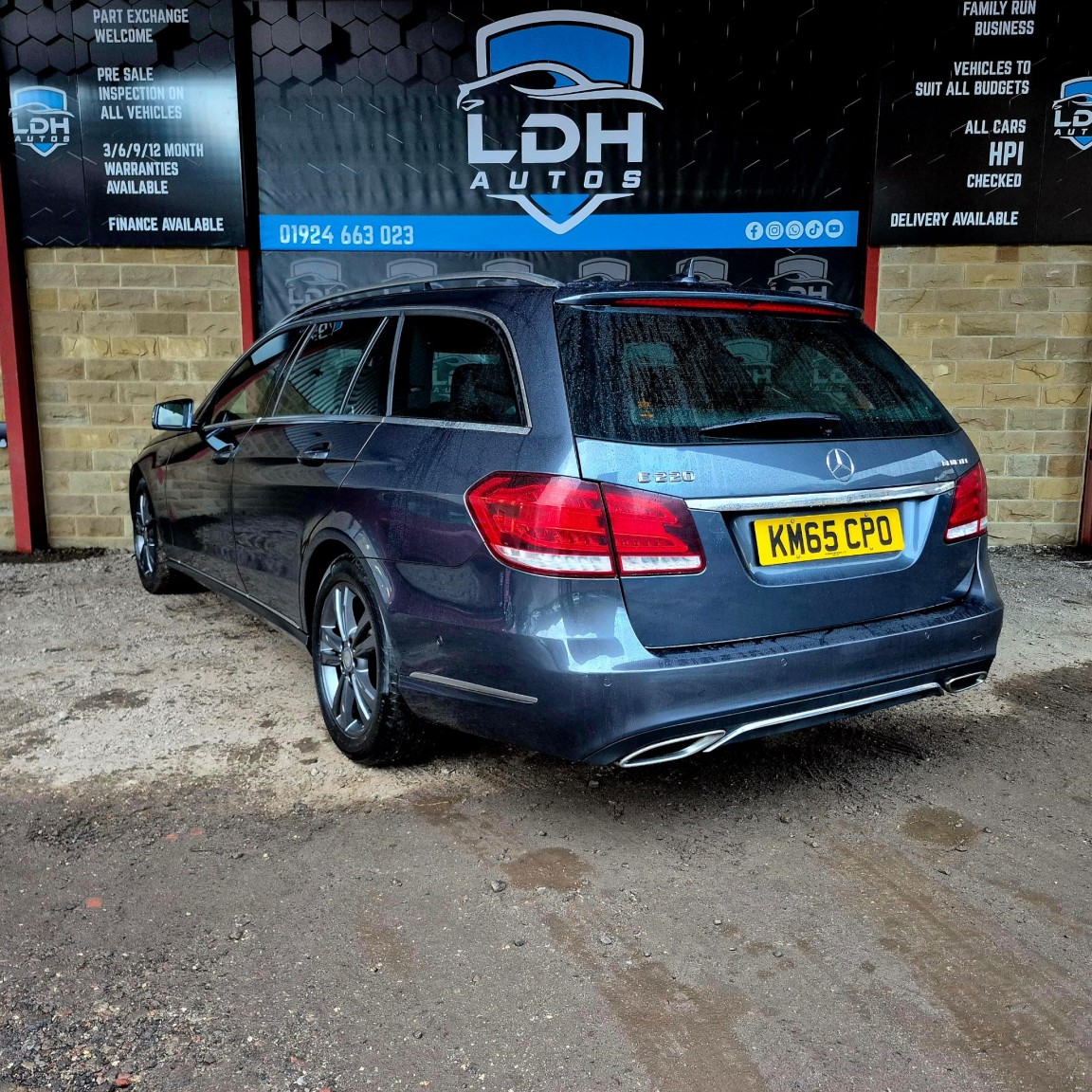 Used Mercedes-Benz E Class 2015 for sale - 76855421: Photo 5