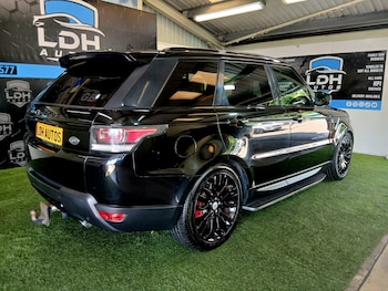 Used Land Rover Range Rover Sport 2016 for sale - 79162202: Photo