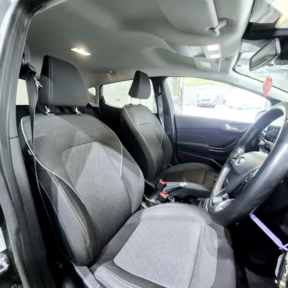 Used Ford Fiesta 2018 for sale - 77148236: Photo 9