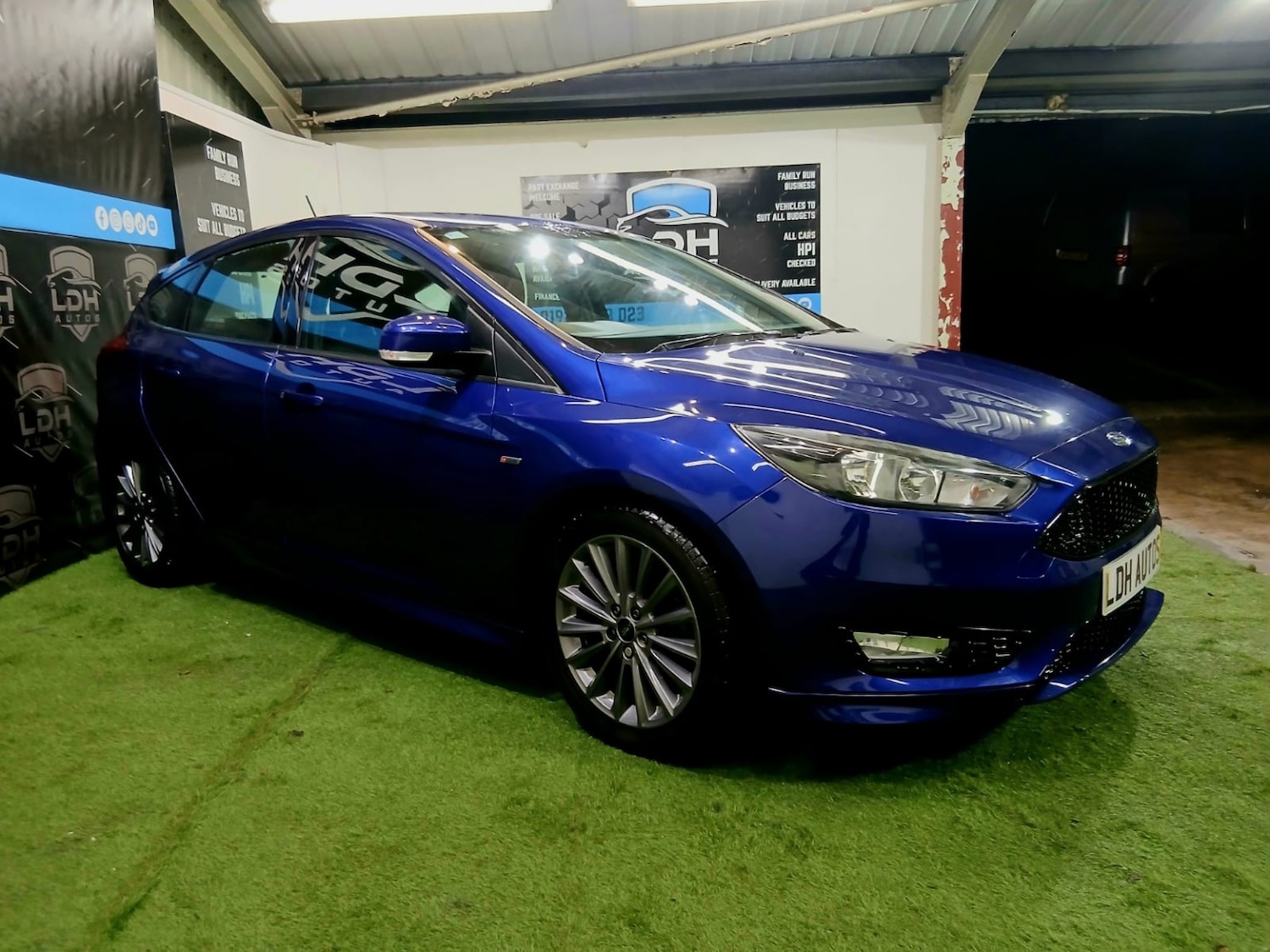 Used Ford Focus 2017 for sale - 77350110: Photo 8