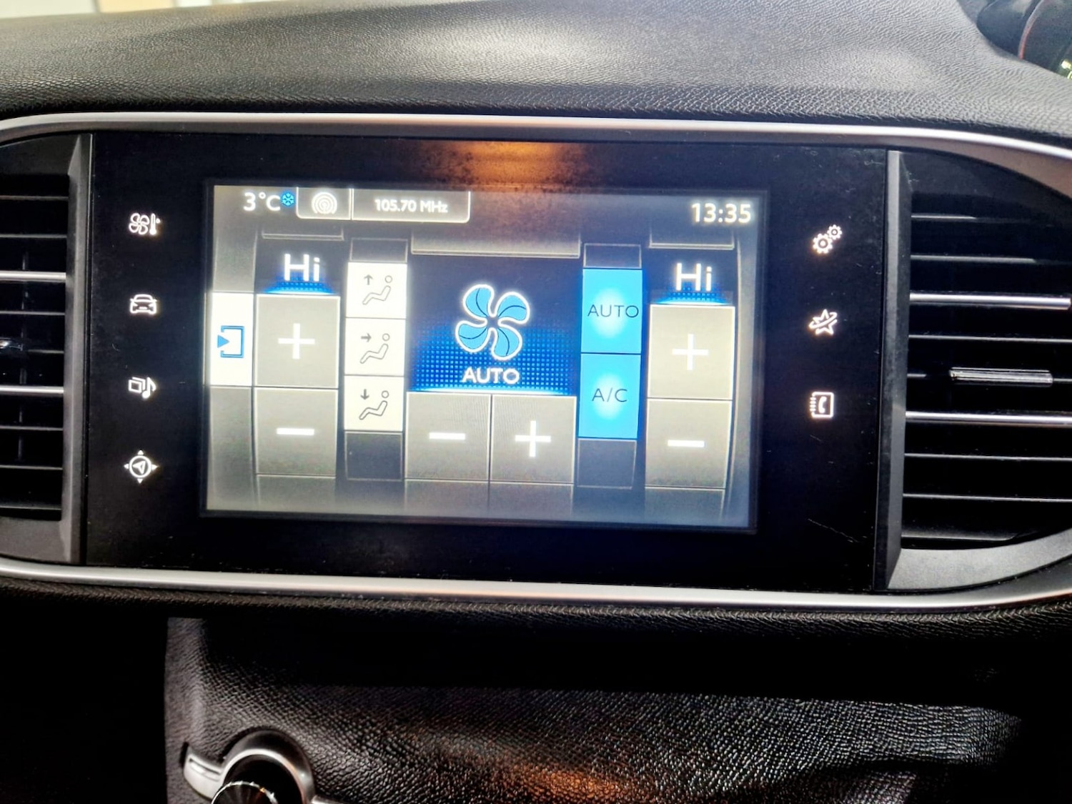 Used Peugeot 308 2015 for sale - 77162303: Photo 15