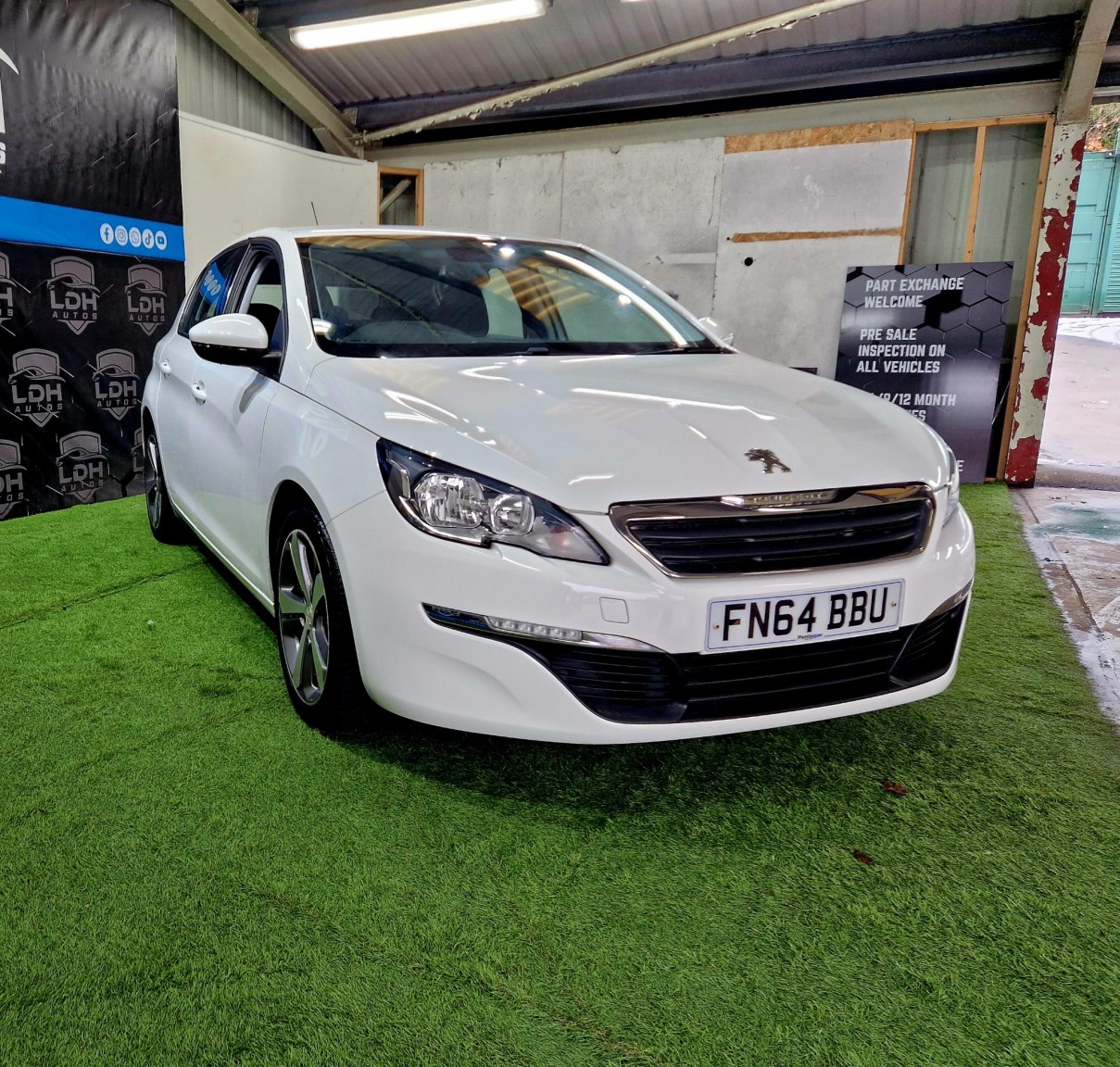 Used Peugeot 308 2015 for sale - 77162303: Photo 7