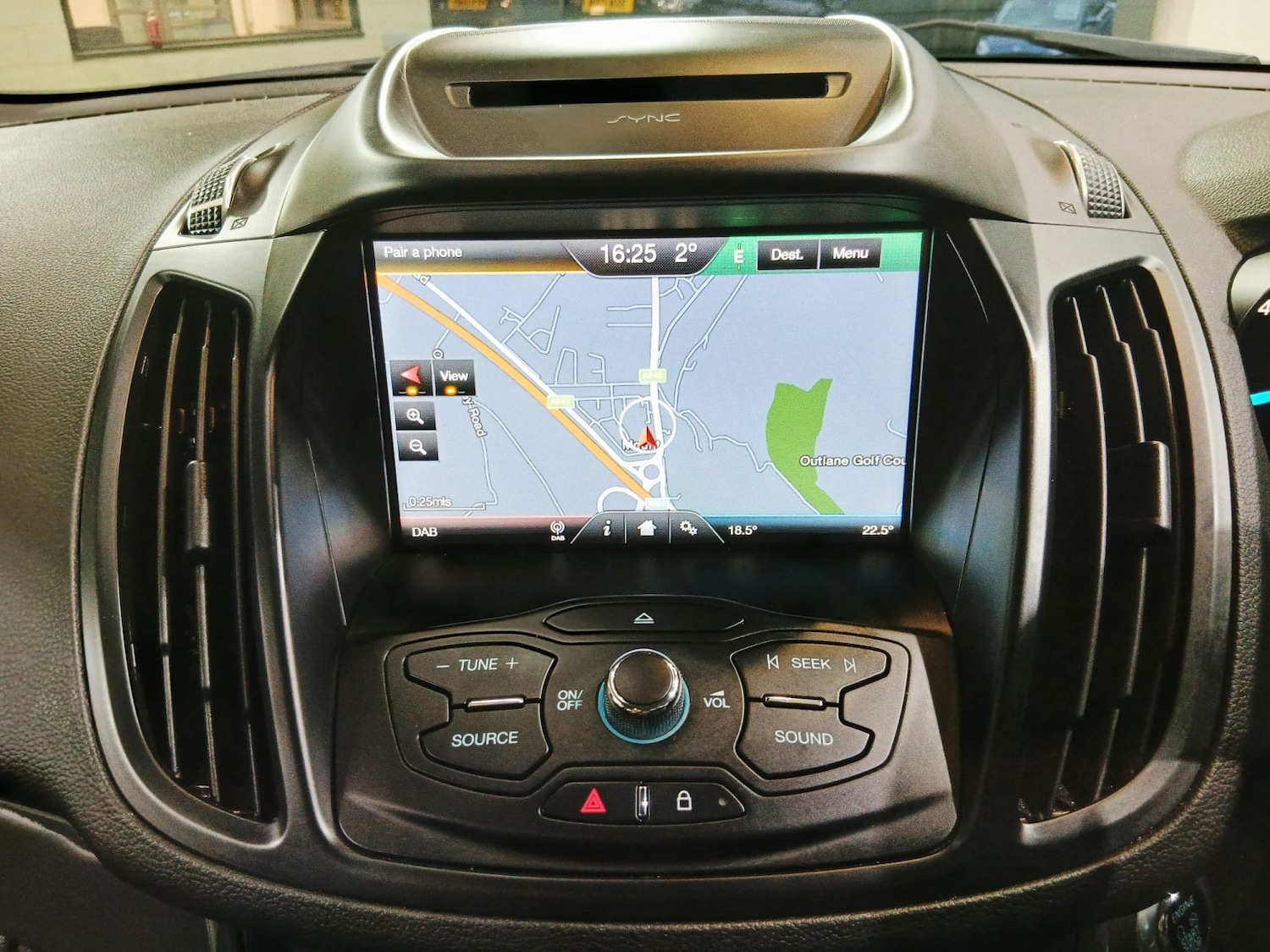 Used Ford Kuga 2015 for sale - 77377775: Photo 14