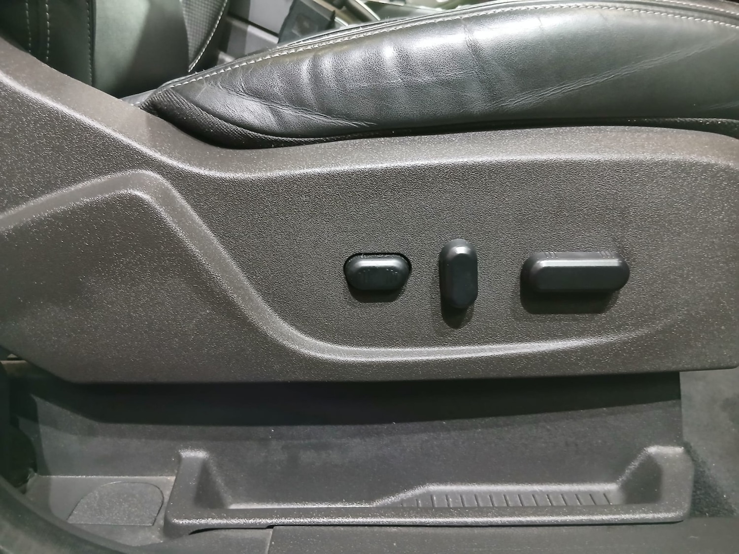 Used Ford Kuga 2015 for sale - 77377775: Photo 18