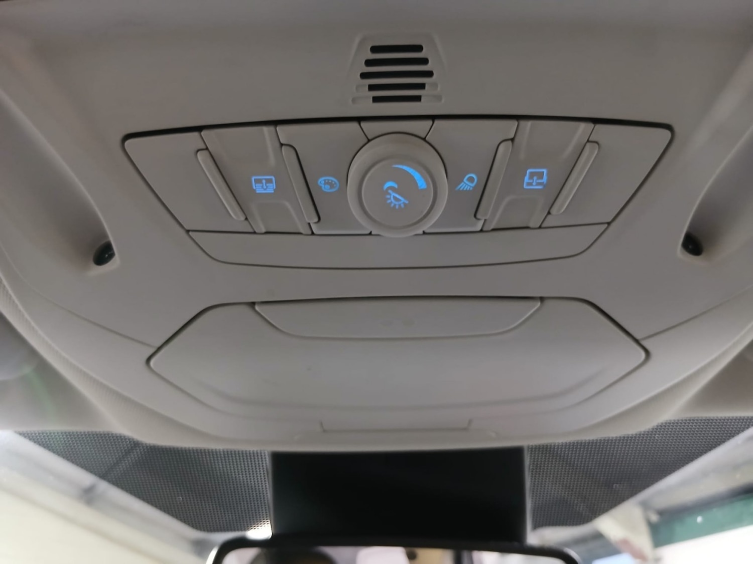 Used Ford Kuga 2015 for sale - 77377775: Photo 23