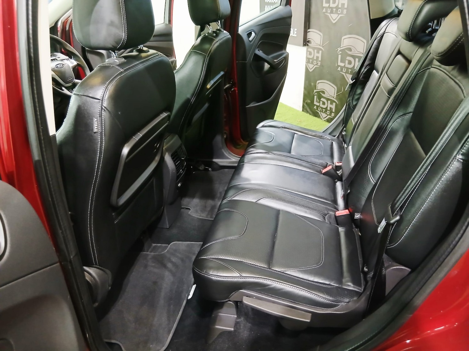 Used Ford Kuga 2015 for sale - 77377775: Photo 27