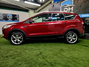 Used Ford Kuga 2015 for sale - 77377775: Photo