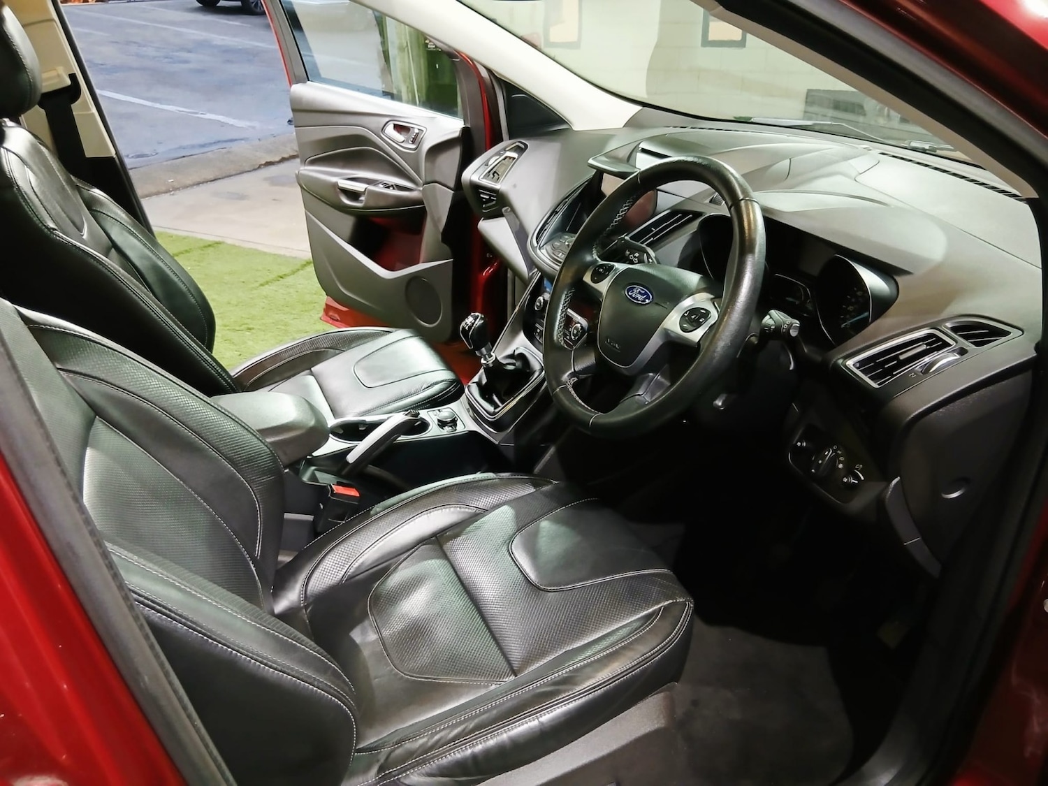 Used Ford Kuga 2015 for sale - 77377775: Photo 8